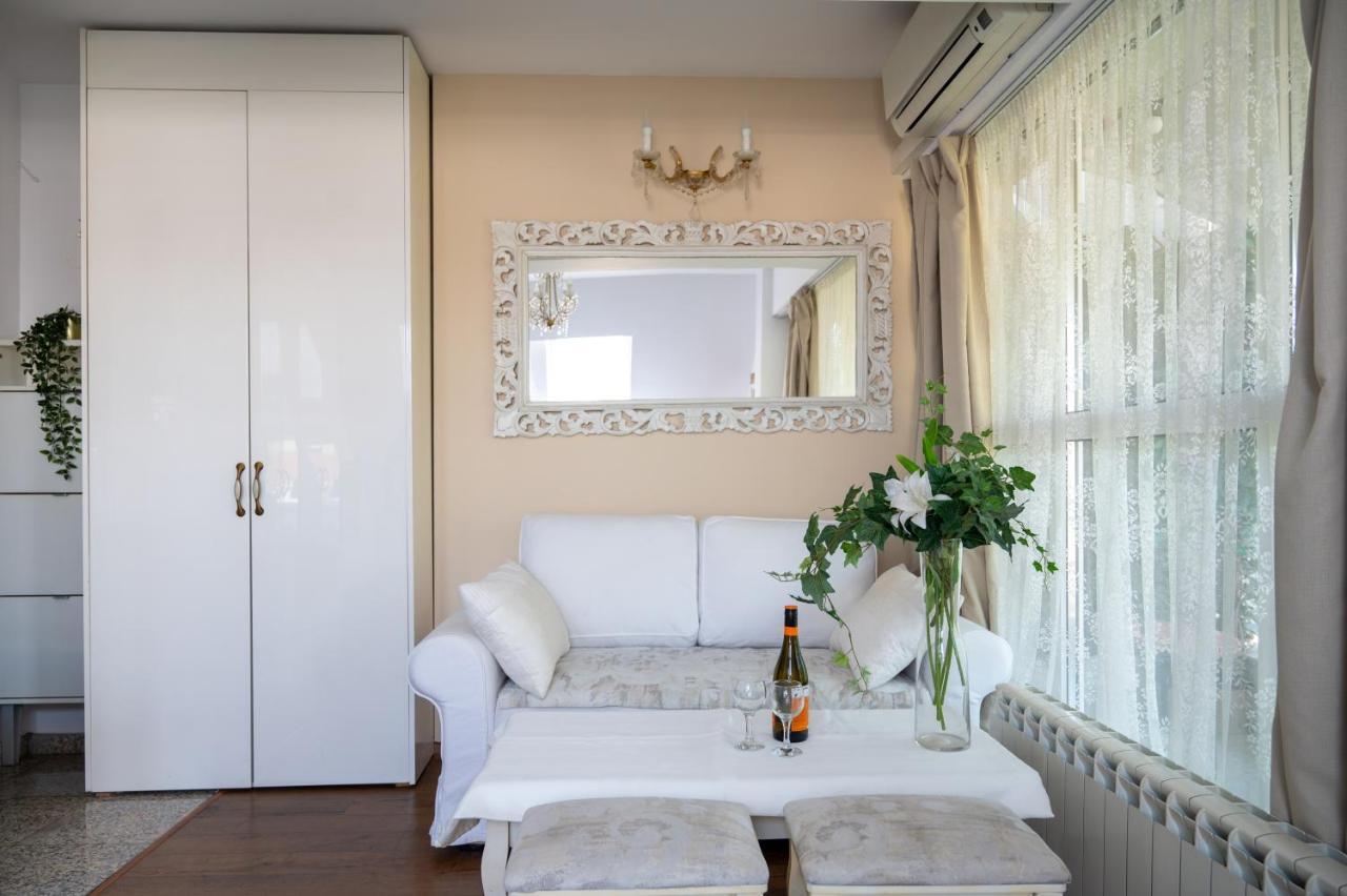 Sunny Studio With A View In Top Center София Экстерьер фото
